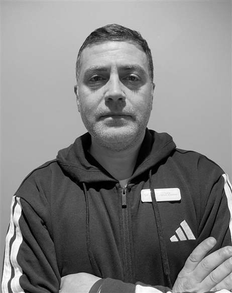 Aurelio M.