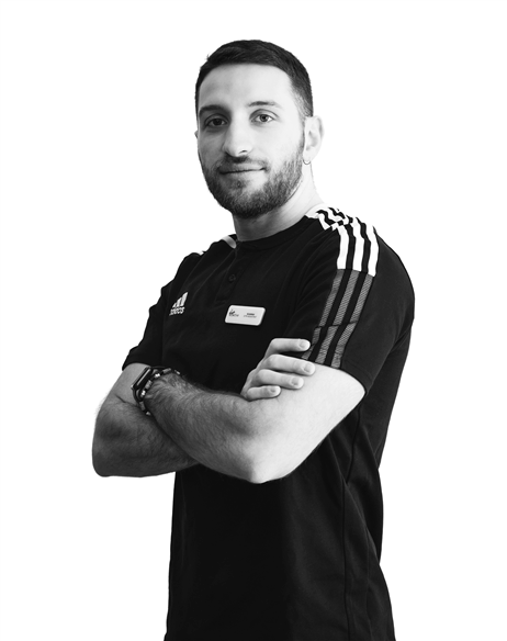 Gianmiki R.