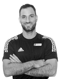 Nicola R.